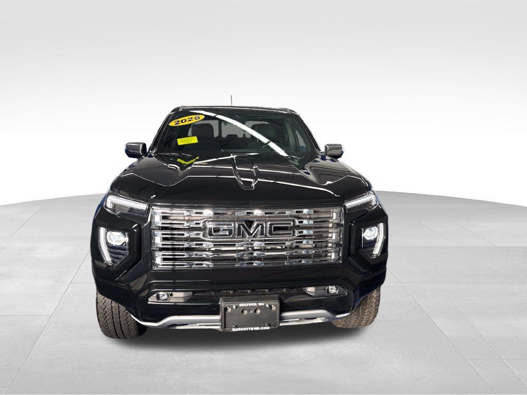 Used 2026 GMC Canyon Denali w/ LPO, Denali Black Edition AWD/4WD image 9
