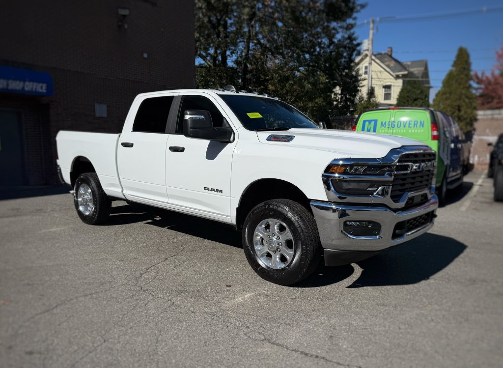 Used 2025 RAM 2500 Big Horn AWD/4WD image 3