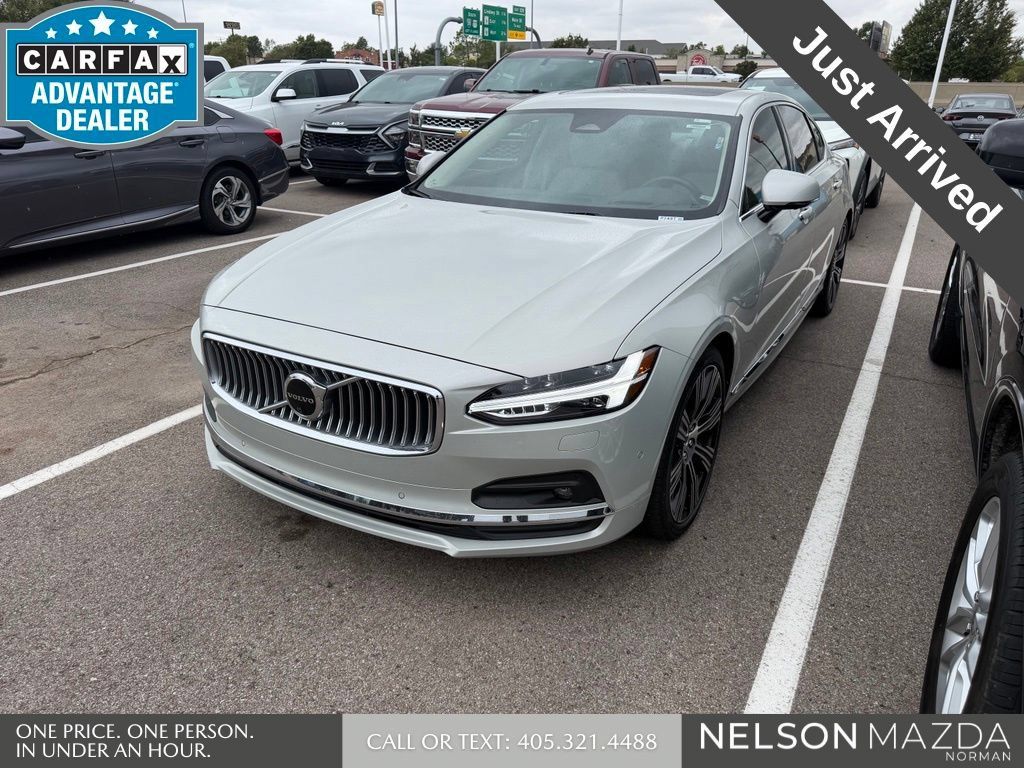 Used 2022 Volvo S90 B6 Inscription w/ Advanced Package AWD/4WD image 1
