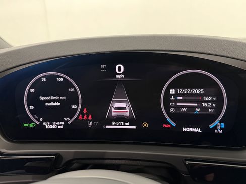 Certified 2025 Porsche Cayenne image 51