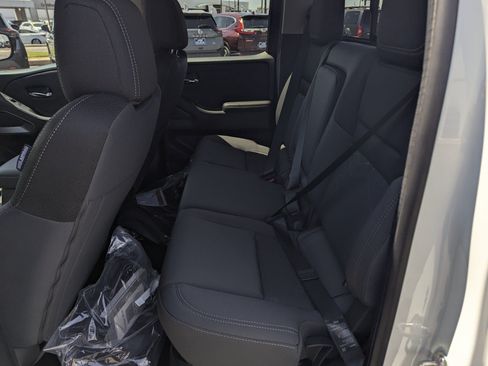New 2026 Nissan Frontier SV w/ Tow Package RWD image 9
