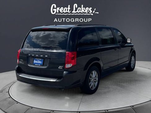 Used 2016 Dodge Grand Caravan SXT w/ Rear Park Assist Package FWD image 5