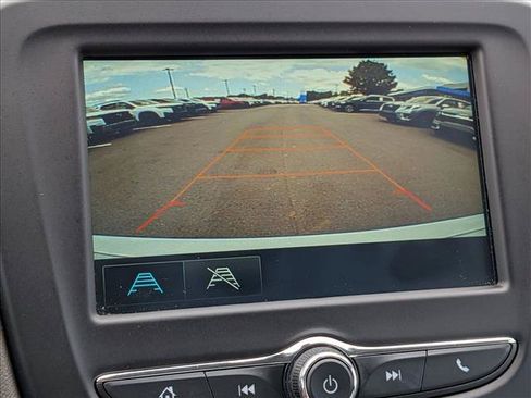 Used 2018 Chevrolet Malibu LS FWD image 14