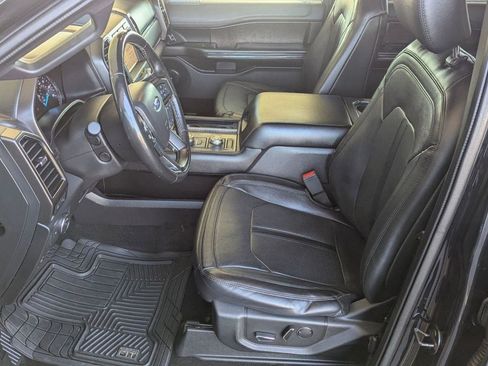 Used 2019 Ford Expedition Limited w/ Equipment Group 301A image 4