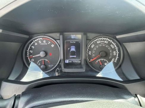 Used 2022 Toyota Tacoma SR w/ SR Convenience Package image 21