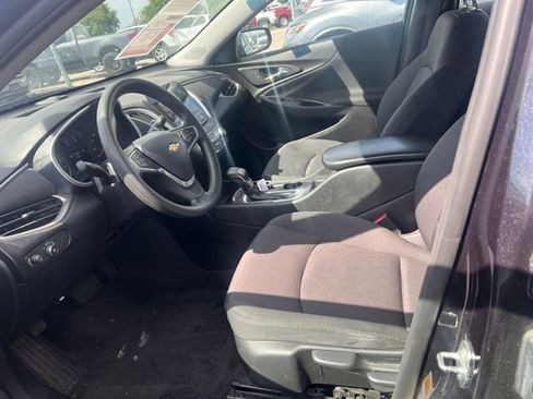 Used 2022 Chevrolet Malibu LS w/ LPO, Convenience Package 1 FWD image 9
