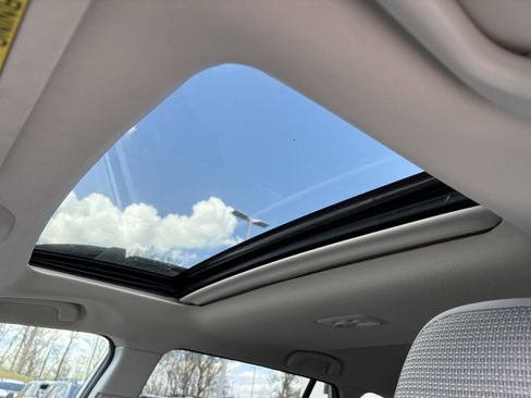 Certified 2025 Subaru Outback Premium image 29