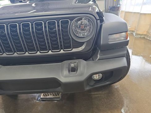 New 2026 Jeep Wrangler Unlimited Sport AWD/4WD image 32