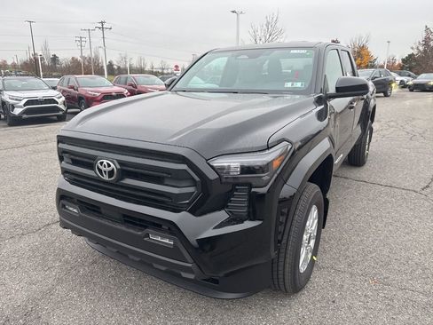 New 2025 Toyota Tacoma SR5 image 31