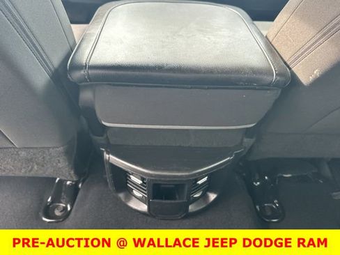 Certified 2024 RAM 2500 Big Horn AWD/4WD image 18