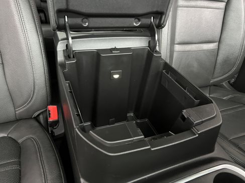 Used 2021 GMC Sierra 2500 Denali w/ Denali Ultimate Package image 25