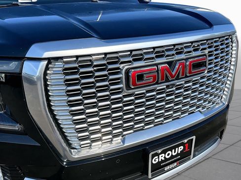 Used 2023 GMC Yukon Denali AWD/4WD image 28