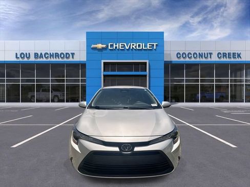 Used 2024 Toyota Corolla LE FWD image 3