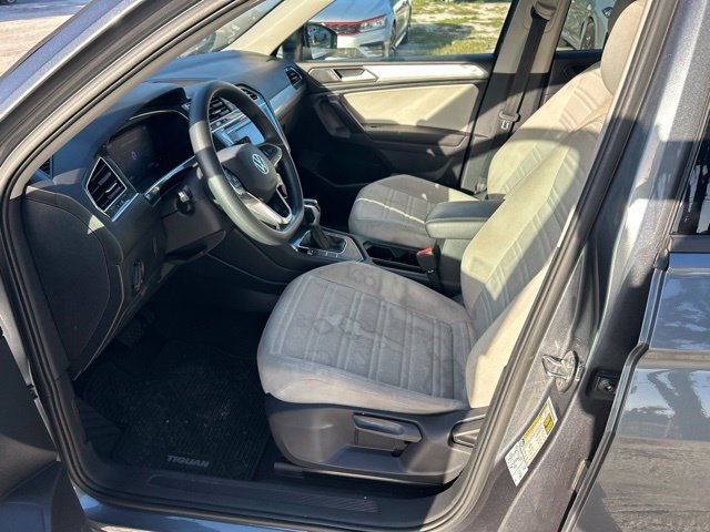 Used 2022 Volkswagen Tiguan S FWD image 5