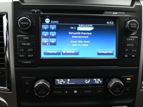 Used 2017 Nissan Titan SV image 17