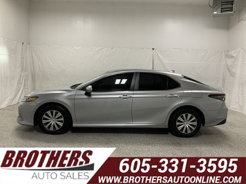 Used 2022 Toyota Camry LE w/ Cold Weather Package FWD image 1