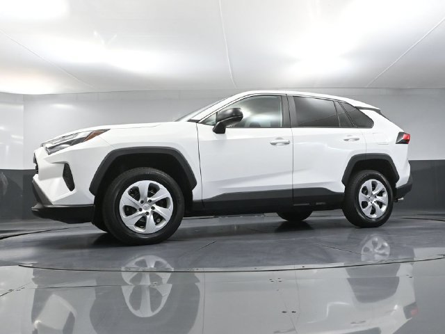 Used 2025 Toyota RAV4 LE FWD image 44