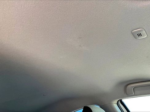 Used 2018 Toyota Prius C One w/ Carpet Mat Package FWD image 15