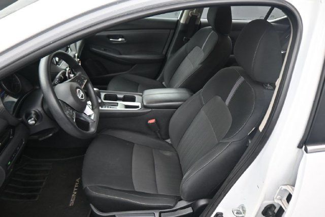 Used 2024 Nissan Sentra SV FWD image 22