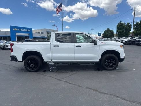 Used 2025 Chevrolet Silverado 1500 LT Trail Boss w/ Protection Package AWD/4WD image 8