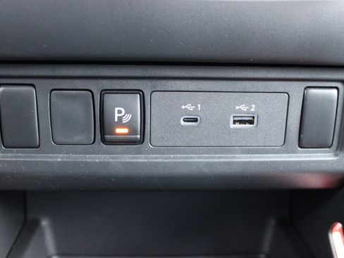 Certified 2024 Nissan Frontier PRO-4X w/ Technology Package image 18