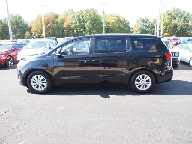 Used 2015 Kia Sedona LX w/ LX Convenience Package FWD image 3