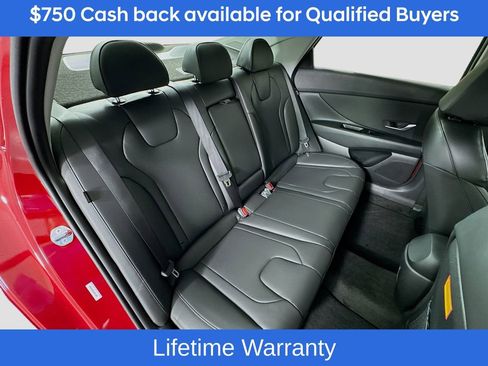 New 2025 Hyundai Elantra Limited image 29