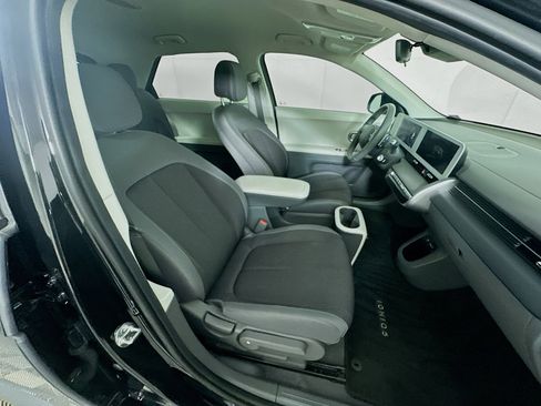 Used 2024 Hyundai Ioniq 5 SE image 29