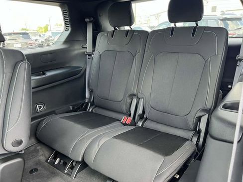 New 2025 Jeep Grand Cherokee L Laredo image 14