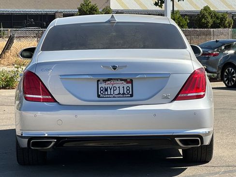 Used 2018 Genesis G90 5.0 Ultimate AWD/4WD image 6