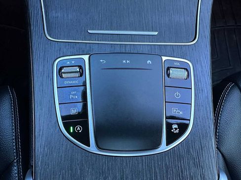 Used 2022 Mercedes-Benz GLC 300 4MATIC image 29