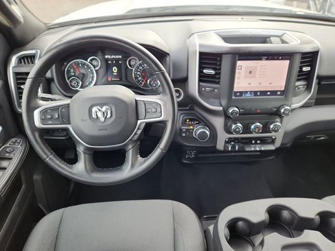 Used 2024 RAM 2500 Big Horn w/ Bed Utility Group image 9