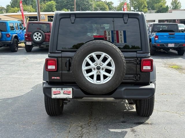 Used 2023 Jeep Wrangler Unlimited Sport AWD/4WD image 4