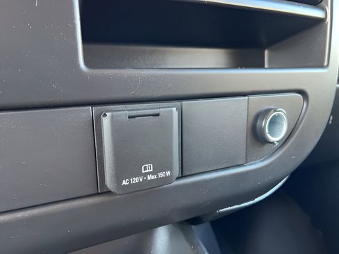 Used 2023 Chevrolet Express 2500 RWD 2500 135 w/ Driver Convenience Package image 13