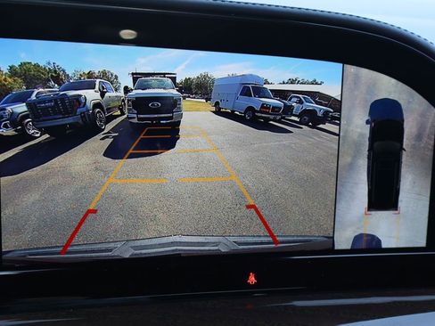 Used 2021 Cadillac Escalade Sport Platinum image 18