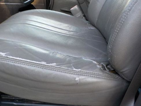 Used 2012 Chevrolet Express 3500 image 18