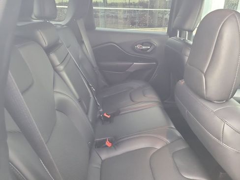 Used 2019 Jeep Cherokee Limited w/ Trailer Tow Group image 27