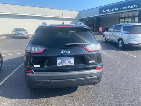 Used 2019 Jeep Cherokee Latitude w/ Popular Appearance Group FWD image 5
