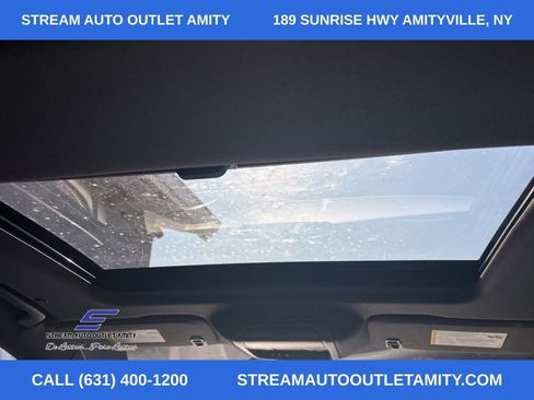 Used 2024 Buick Enclave Essence w/ Experience Buick Package image 18