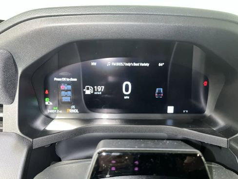 Used 2025 Ford Explorer ST-Line image 17