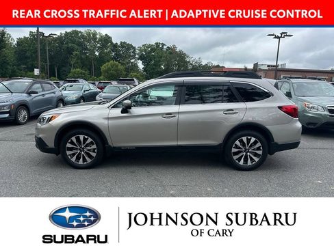 Used 2017 Subaru Outback 2.5i Limited AWD/4WD image 5