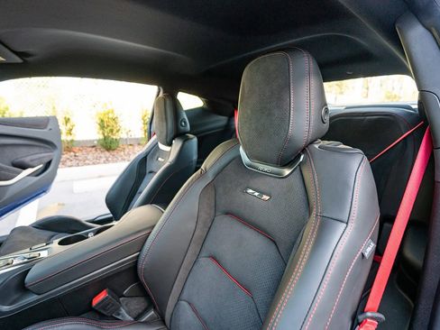Used 2023 Chevrolet Camaro ZL1 image 17