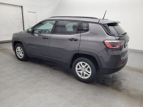 Used 2018 Jeep Compass Sport image 3