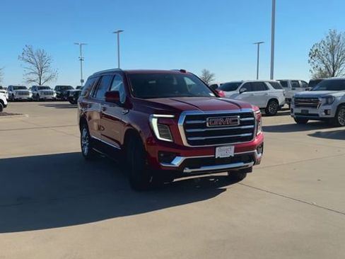 New 2026 GMC Yukon Elevation RWD image 3