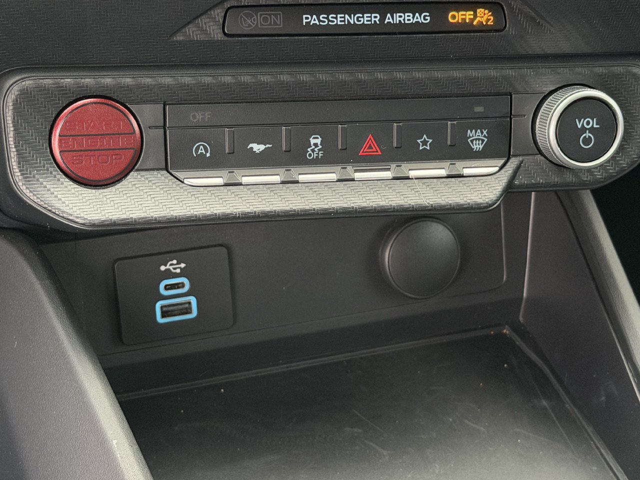Used 2025 Ford Mustang GT RWD image 19