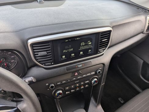 Used 2021 Kia Sportage LX w/ LX Fwd Popular Package image 23