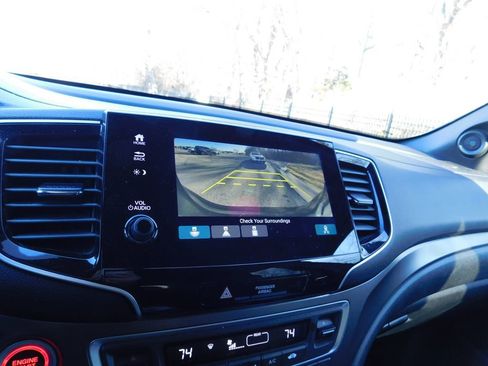 Certified 2022 Honda Pilot Sport image 10