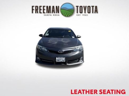 Used 2012 Toyota Camry SE FWD image 3