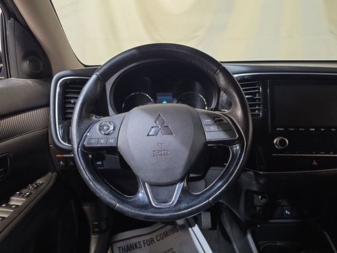 Used 2020 Mitsubishi Outlander SEL AWD/4WD image 11