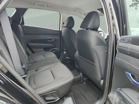 New 2026 Hyundai Tucson SE image 17